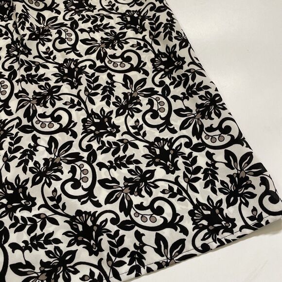 Ann Taylor Loft Womens Small Sleeveless Blouse Size Small Floral Goth Fairy - Picture 3 of 7